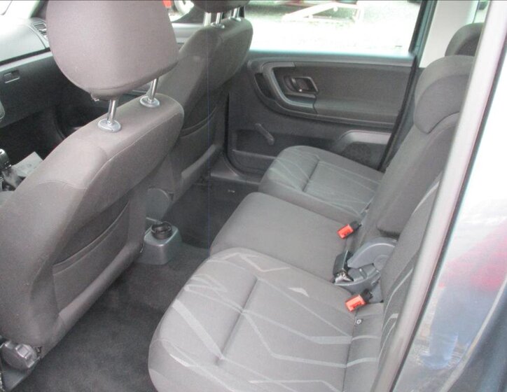 Škoda Roomster Kombi 1,2 l 63 kw