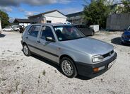 Volkswagen Golf 2