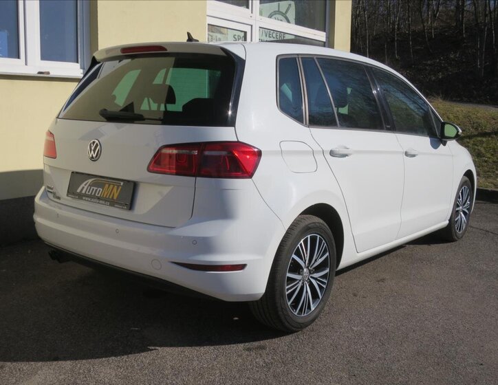 Volkswagen Golf Sportsvan Kombi 1,4 l 92 kw
