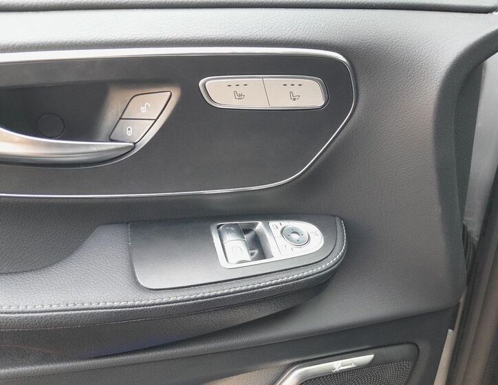 Mercedes-Benz Třídy V 16