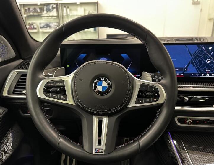 BMW X7 16
