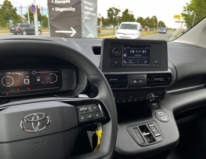 Toyota ProAce City 27