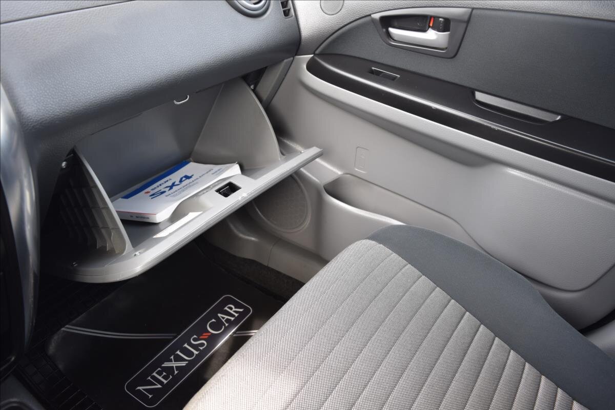 Suzuki SX4 Hatchback 1,6 l 79 kw