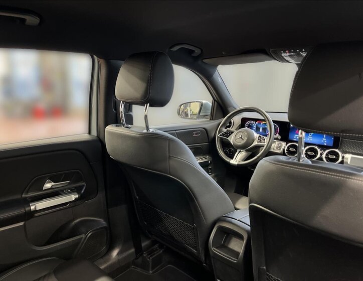 Mercedes-Benz GLB SUV 2,0 l 110 kw