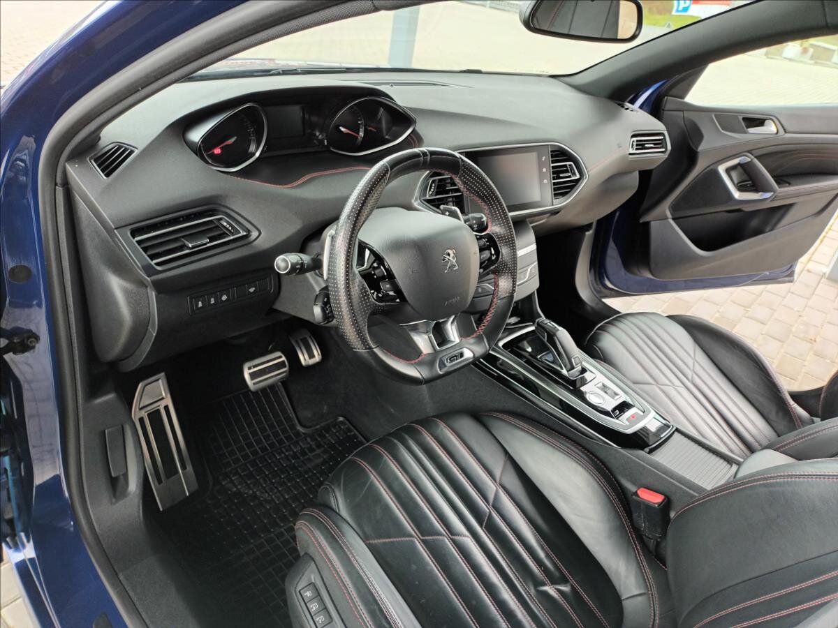 Peugeot 308 Hatchback 2,0 l 130 kw