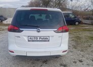 Opel Zafira 8