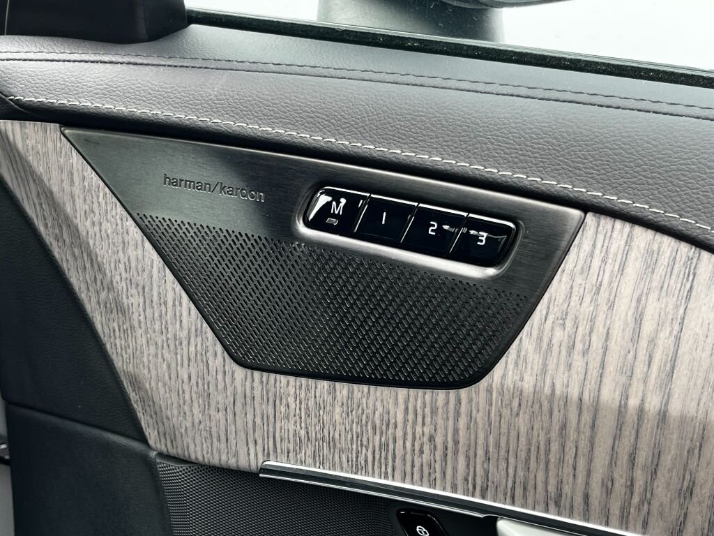 Volvo XC90 SUV / Terénní 2,0 l 335 kw