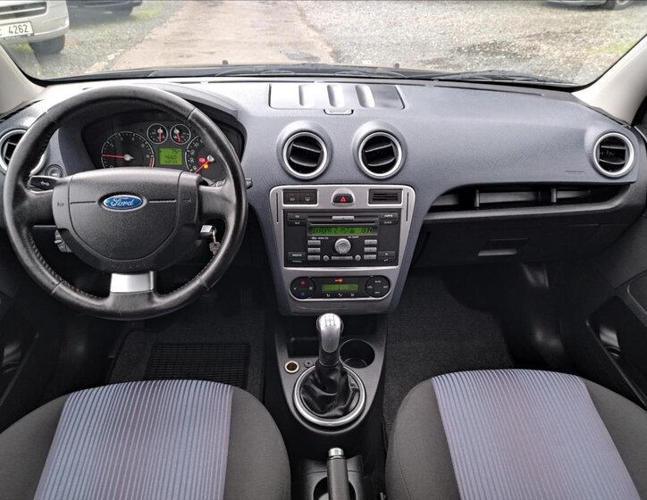 Ford Fusion MPV 1,4 l 59 kw