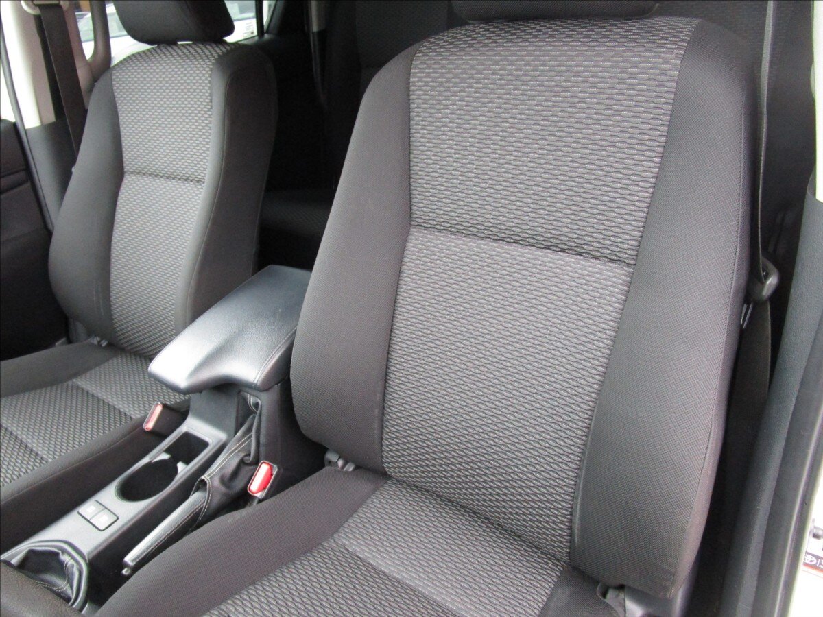 Toyota Hilux Pick-up 2,4 l 110 kw