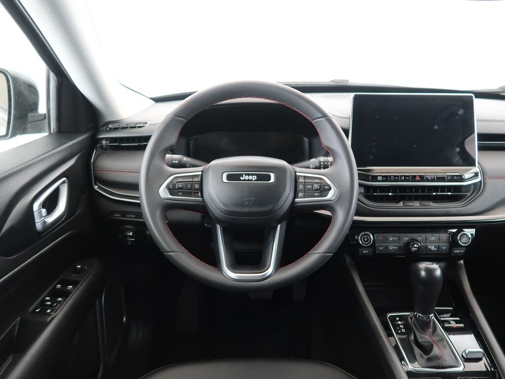 Jeep Compass SUV / Terénní 1,3 l 132 kw