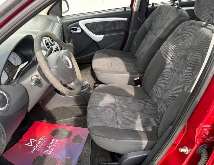 Dacia Sandero Hatchback 1,4 l 55 kw