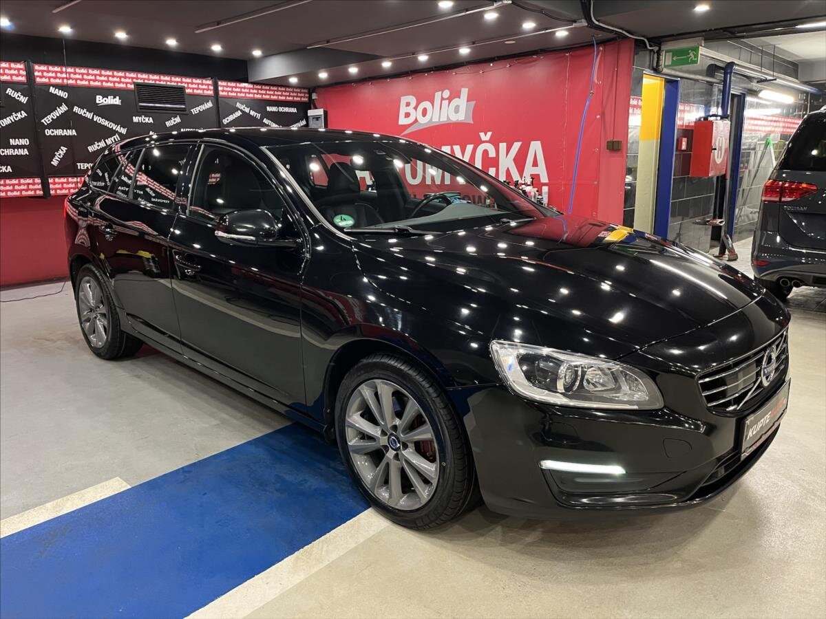 Volvo V60 Kombi 2,4 l 140 kw