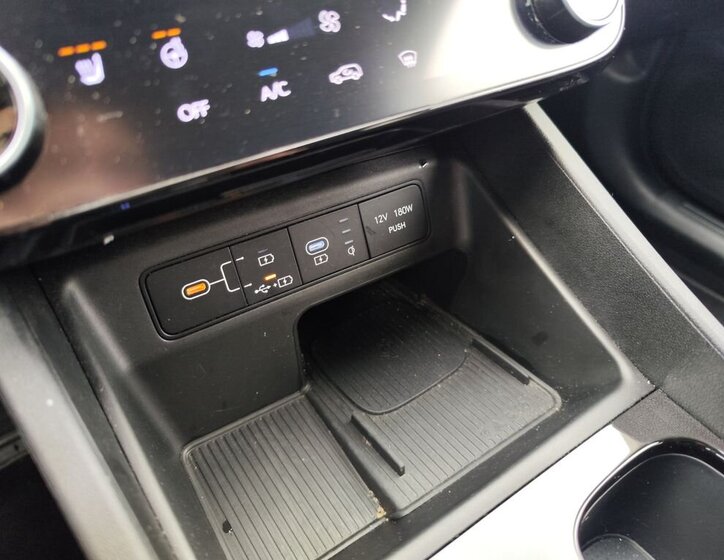 Hyundai Tucson SUV 1,6 l 118 kw