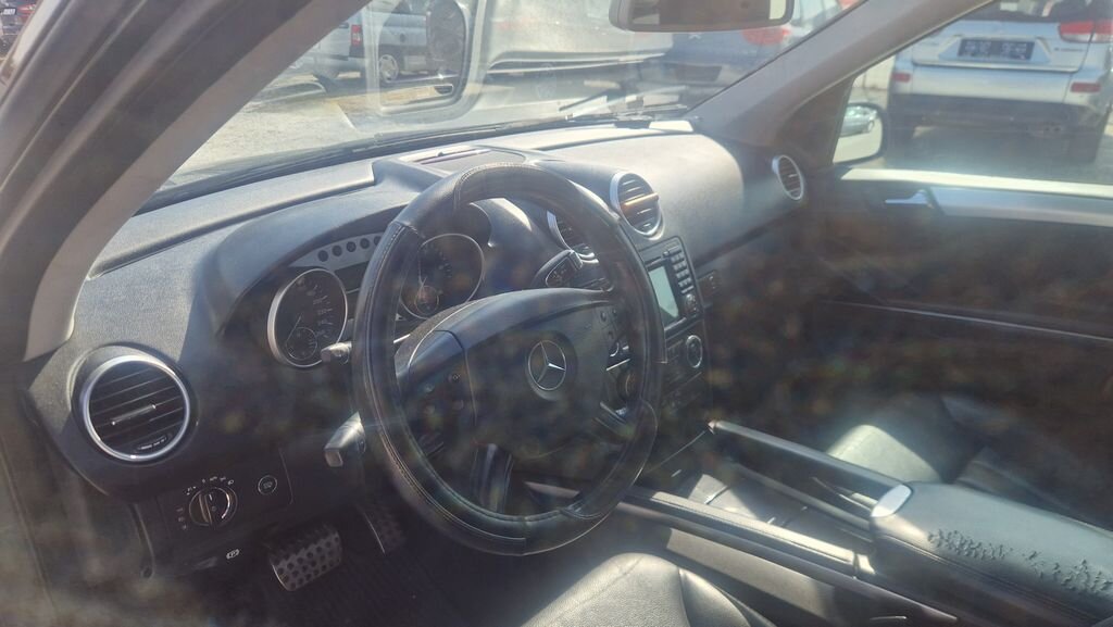 Mercedes-Benz Třídy M SUV / Terénní 3,0 l 165 kw