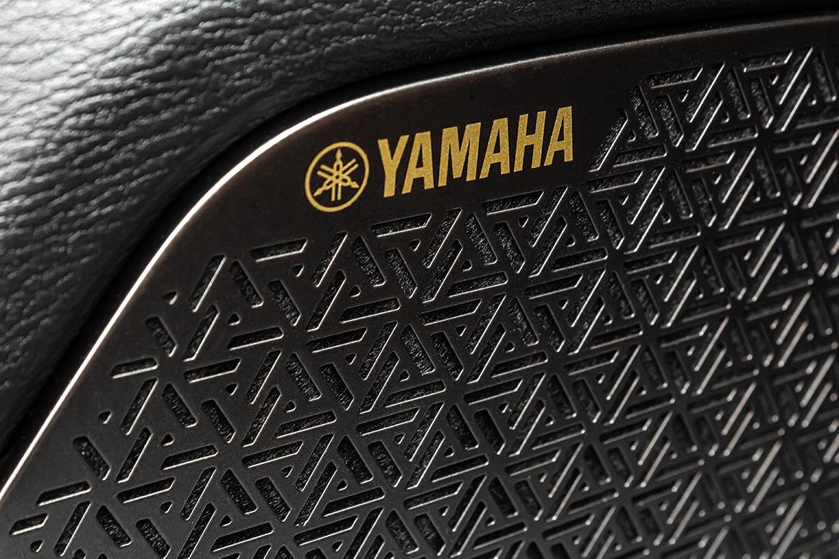 Mitsubishi Outlander SUV 2,4 l 225 kw