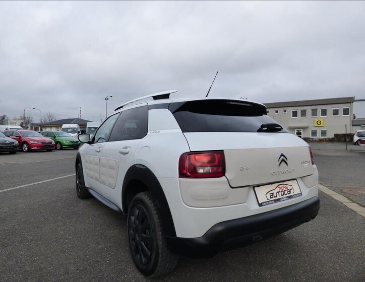 Citroën C4 Cactus 6