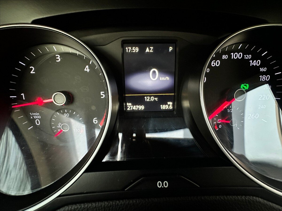 Volkswagen Passat Kombi 2,0 l 110 kw