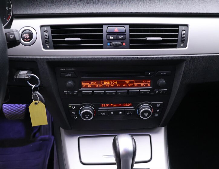 BMW Řada 3 Sedan / Limuzína 2,0 l 110 kw