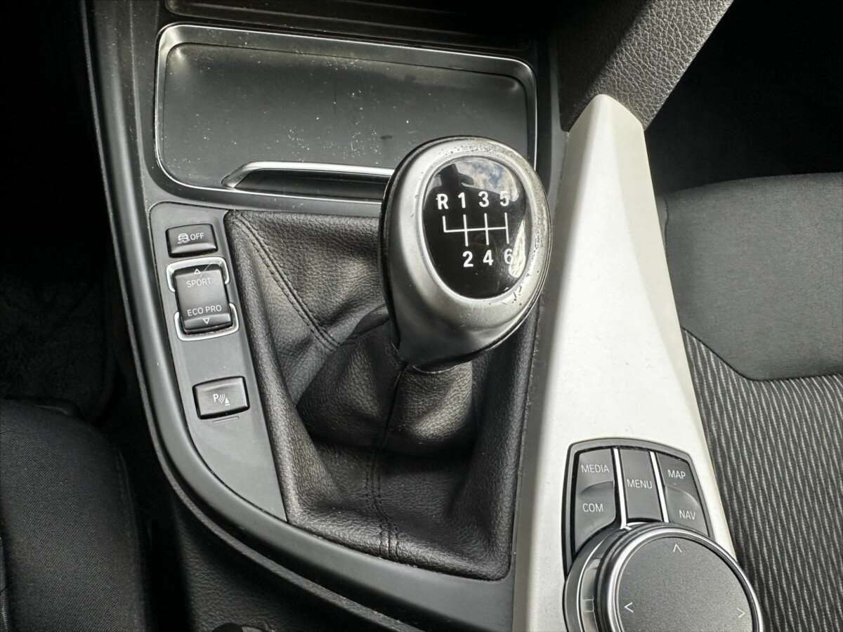 BMW Řada 3 Kombi 2,0 l 120 kw