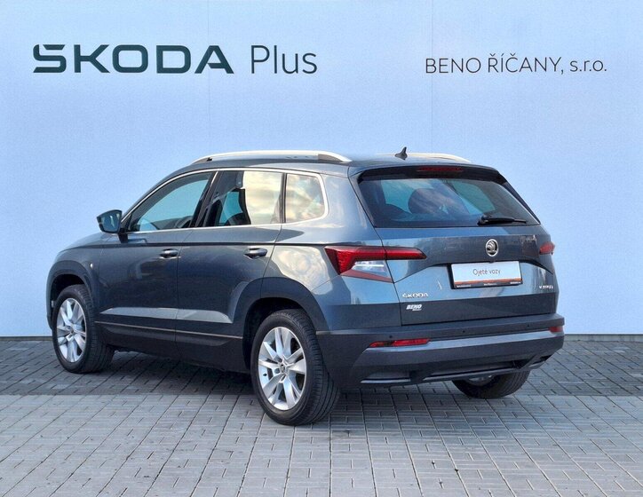 Škoda Karoq SUV / Terénní 1,5 l 110 kw