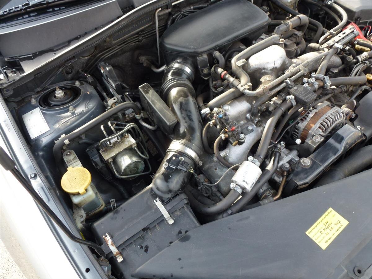 Subaru Legacy Kombi 2,0 l 121 kw