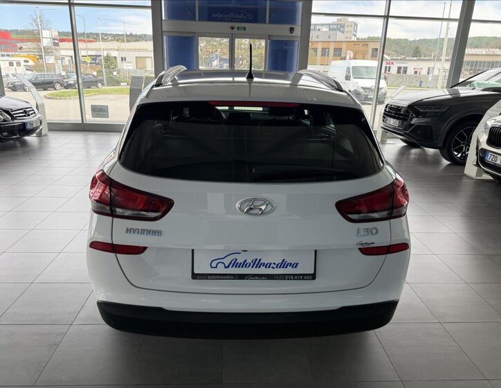 Hyundai i30 Kombi 1,4 l 103 kw