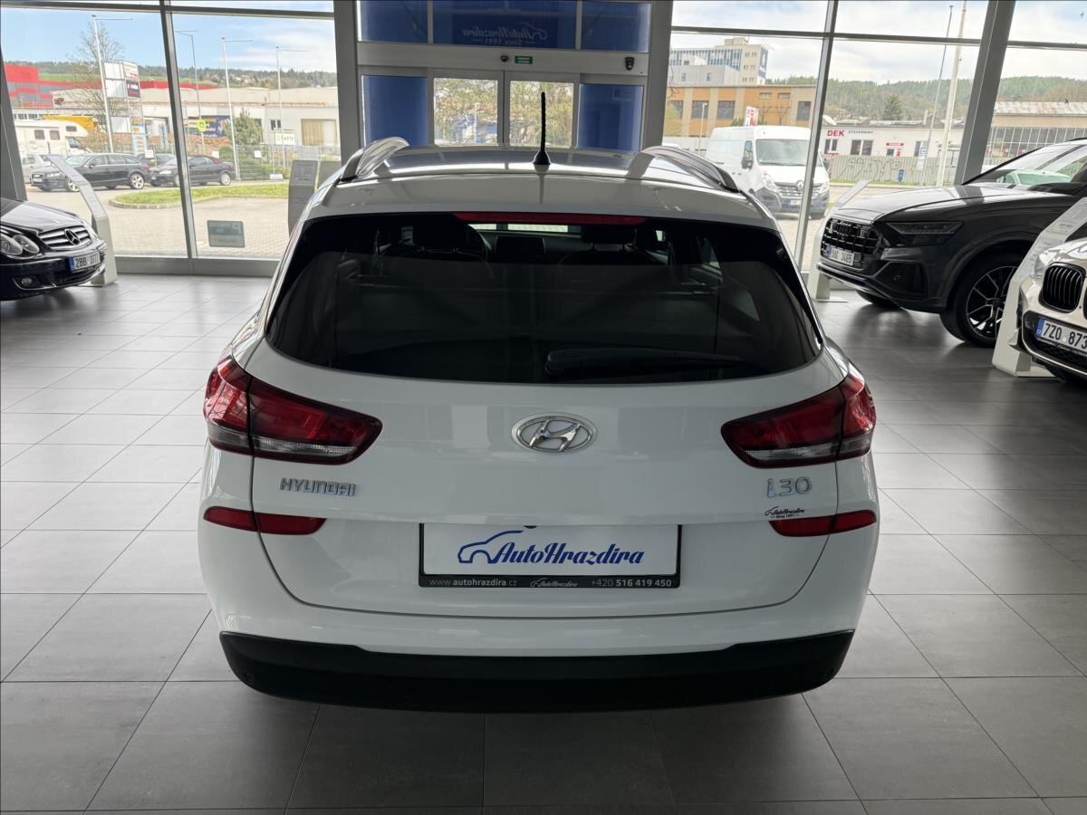Hyundai i30 Kombi 1,4 l 103 kw