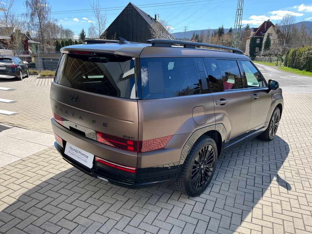 Hyundai Santa Fe SUV / Terénní 1,6 l 158 kw