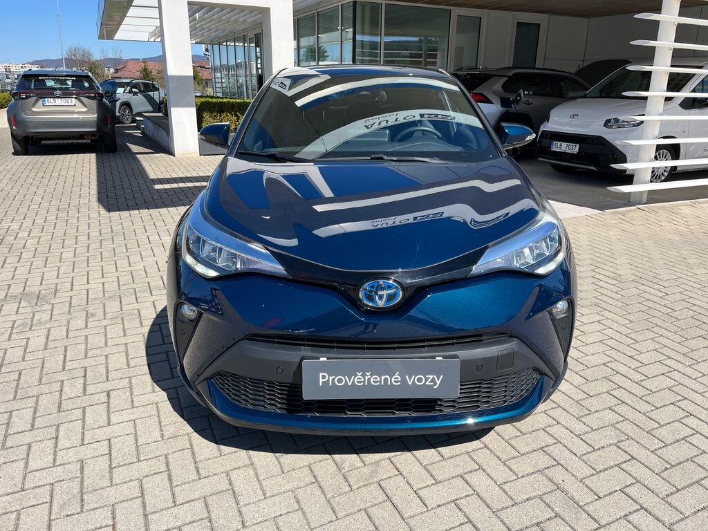 Toyota C-HR SUV / Terénní 2,0 l 112 kw
