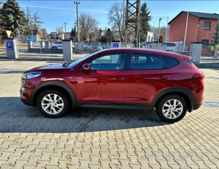 Hyundai Tucson SUV / Terénní 1,6 l 100 kw