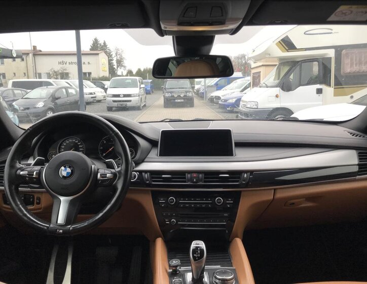 BMW X6 Sedan / Limuzína 3,0 l 190 kw