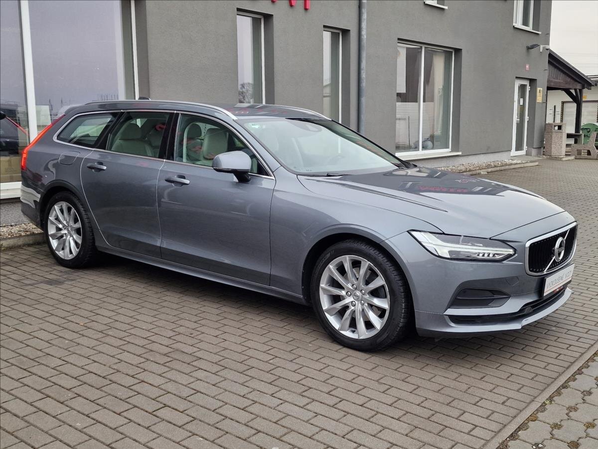 Volvo V90 Kombi 2,0 l 140 kw