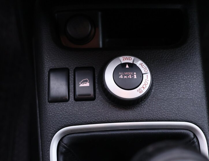 Nissan X-Trail SUV / Terénní 2,0 l 110 kw