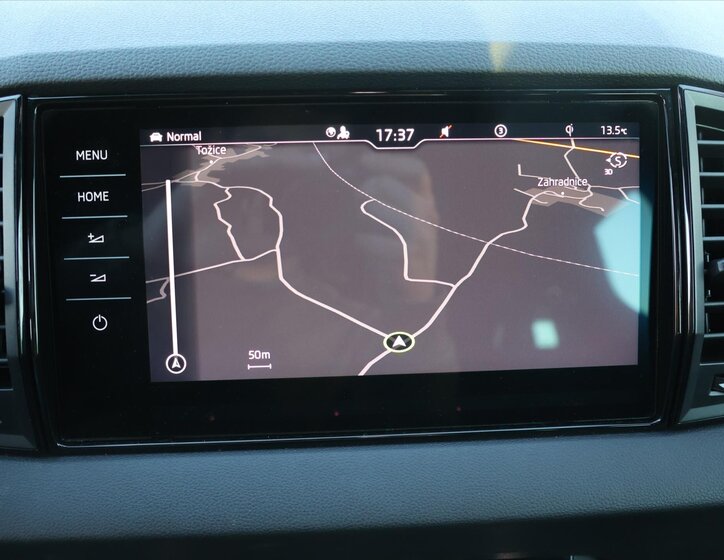 Škoda Karoq SUV / Terénní 2,0 l 140 kw