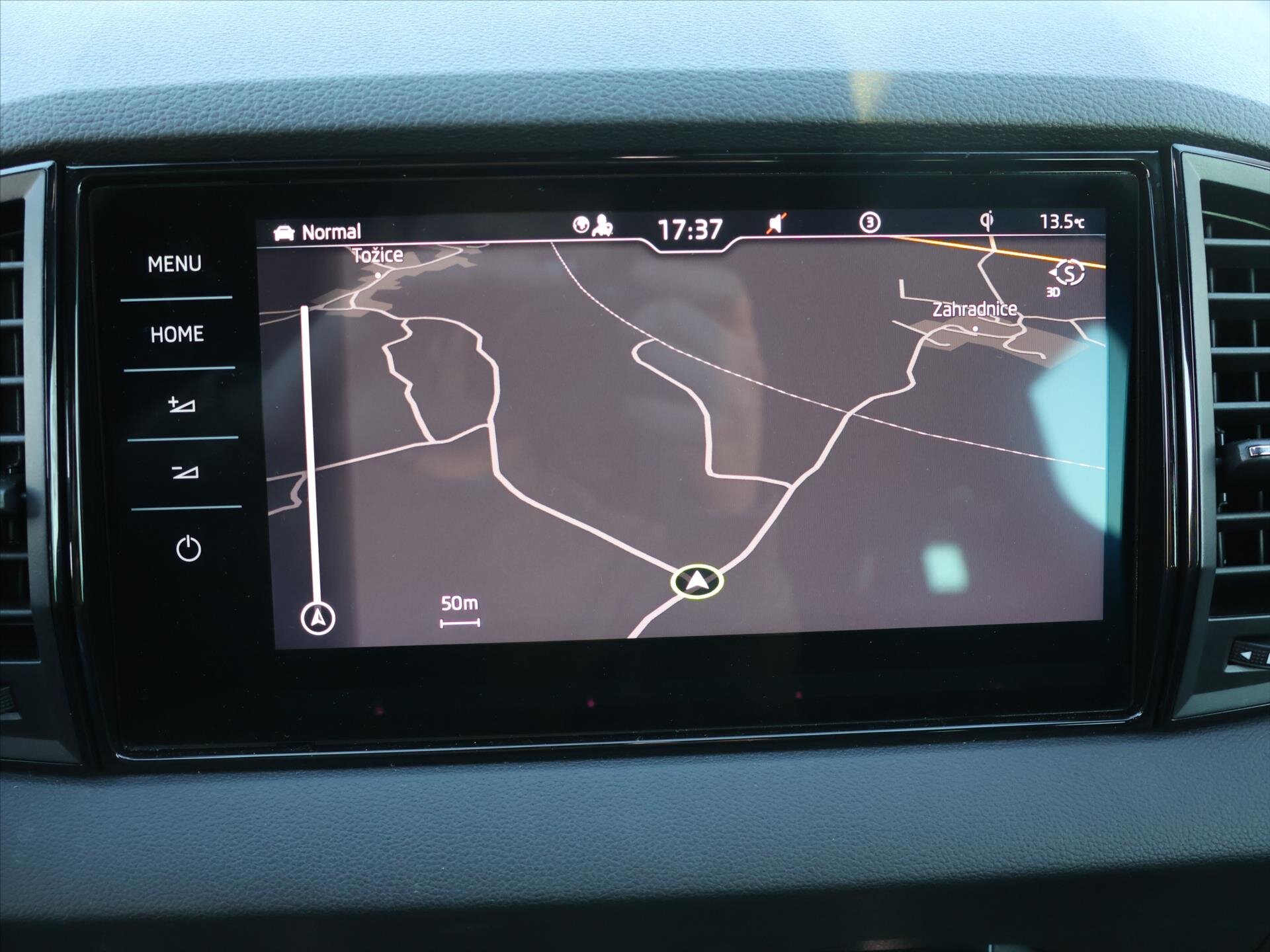 Škoda Karoq SUV / Terénní 2,0 l 140 kw