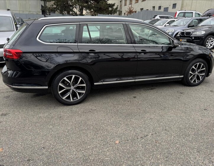 Volkswagen Passat 13