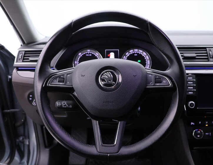 Škoda Superb Kombi 2,0 l 140 kw