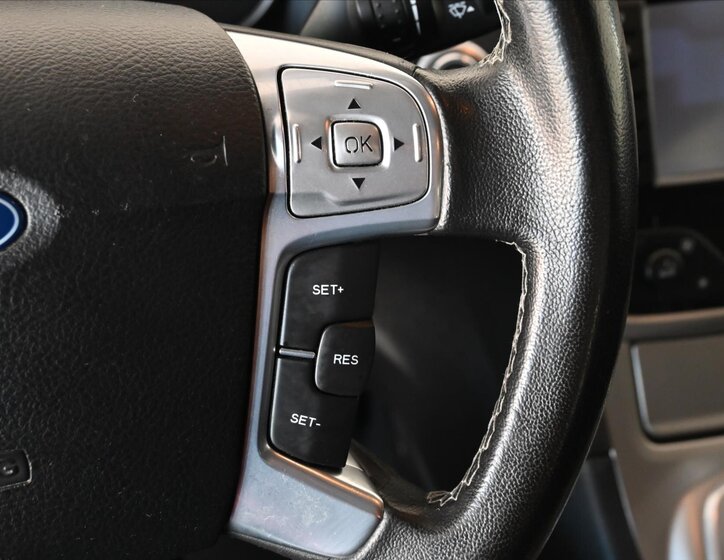 Ford S-MAX MPV 2,0 l 100 kw