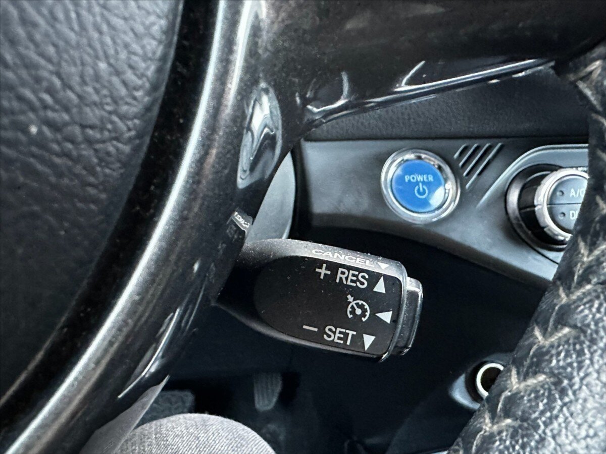 Toyota Yaris Kombi 1,5 l 54 kw