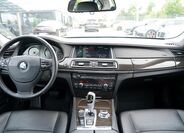BMW Řada 7 23