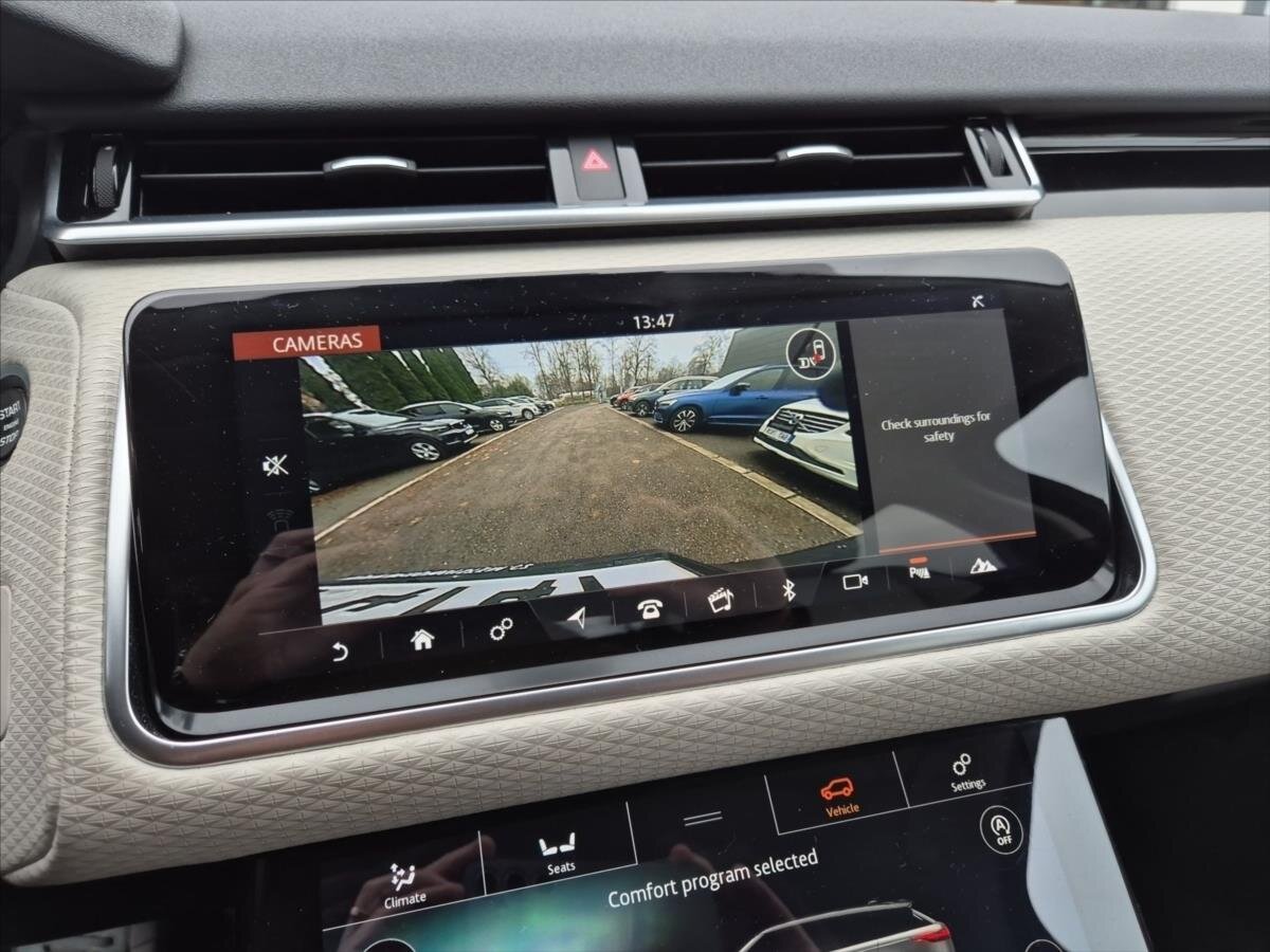 Land Rover Range Rover Velar SUV 3,0 l 221 kw