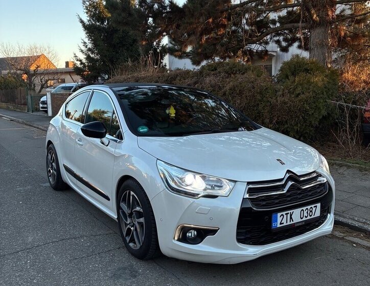Citroën DS4 Hatchback 2,0 l 120 kw