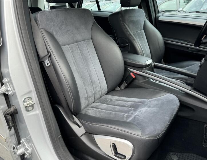 Mercedes-Benz Třídy M 23