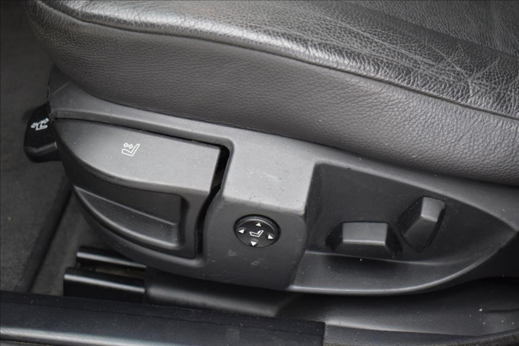 BMW Řada 5 Kombi 3,0 l 170 kw