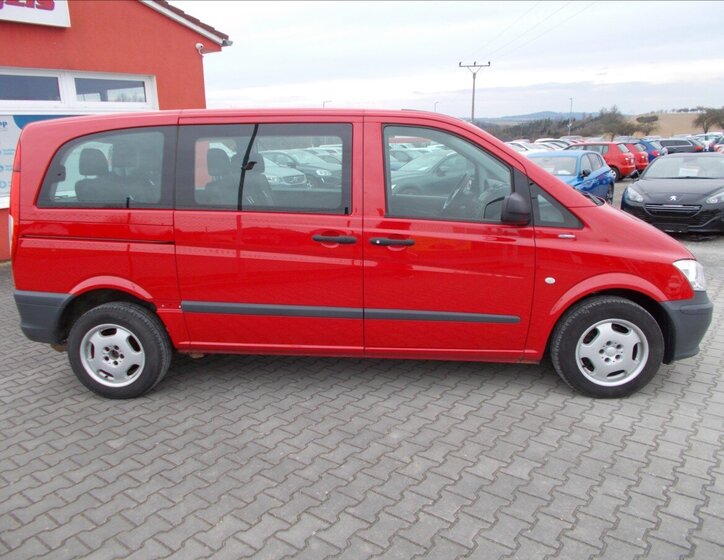 Mercedes-Benz Vito MPV 2,1 l 70 kw