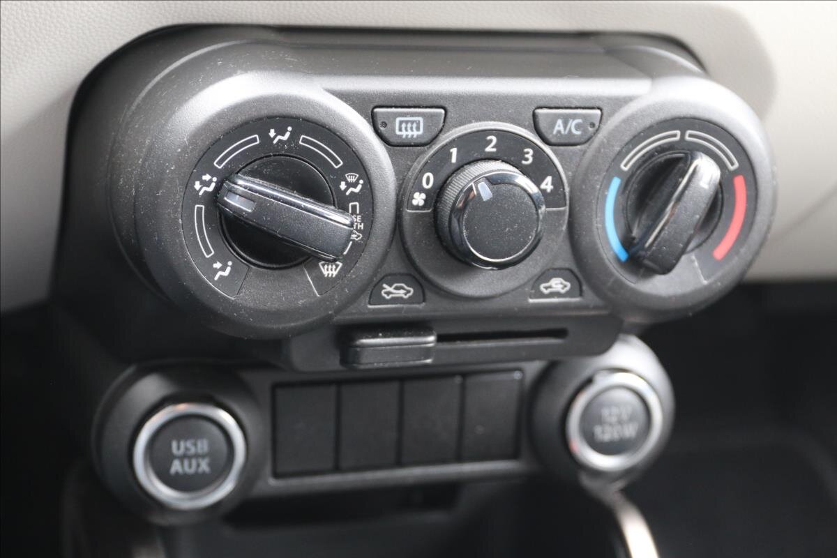 Suzuki Ignis Hatchback 1,2 l 66 kw