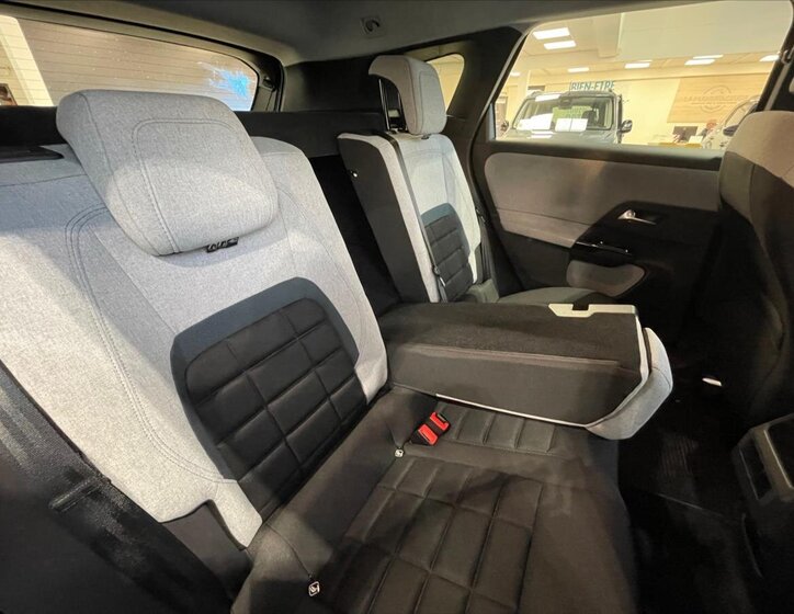 Citroën C5 Aircross SUV / Terénní 1,2 l 107 kw