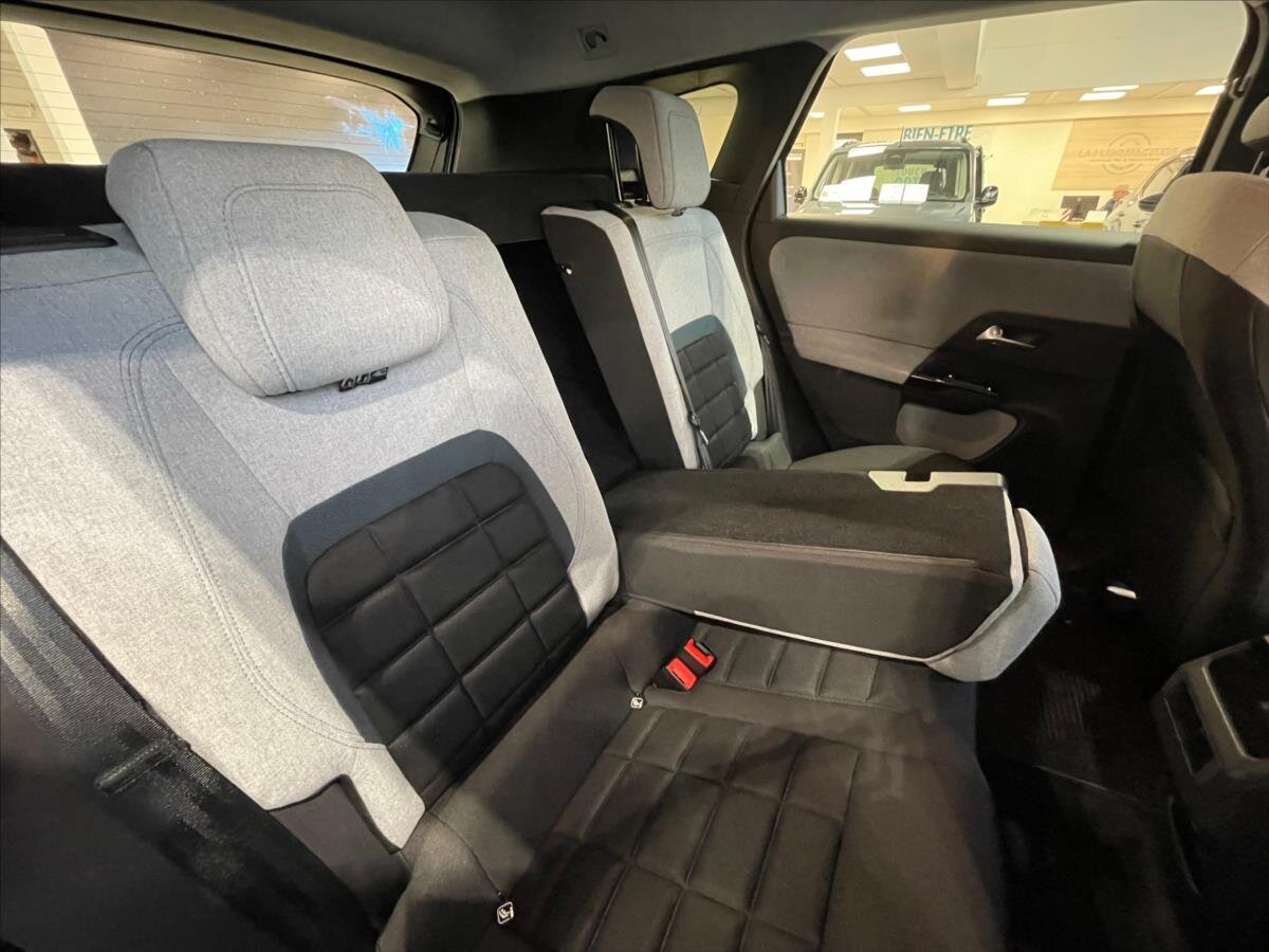 Citroën C5 Aircross SUV / Terénní 1,2 l 107 kw