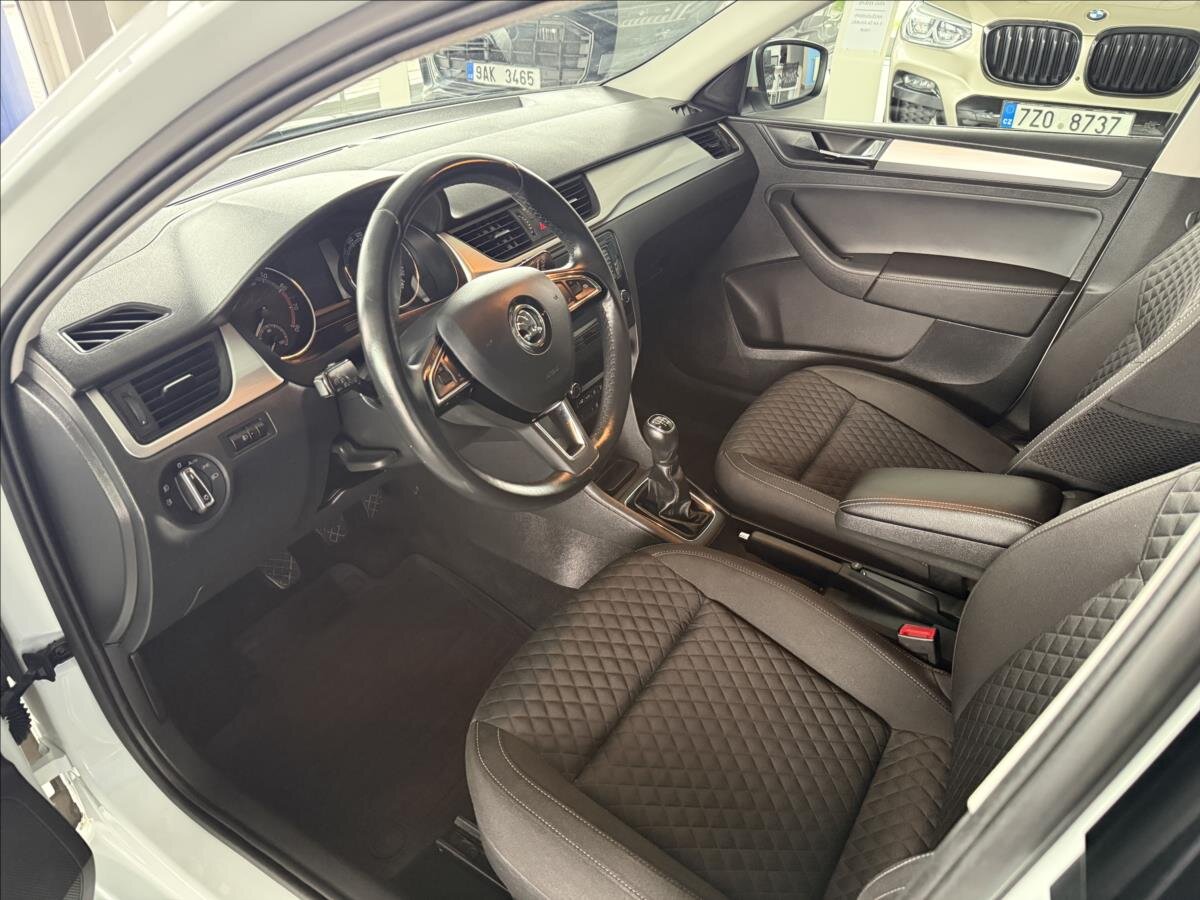 Škoda Rapid Hatchback 999,0 81 kw