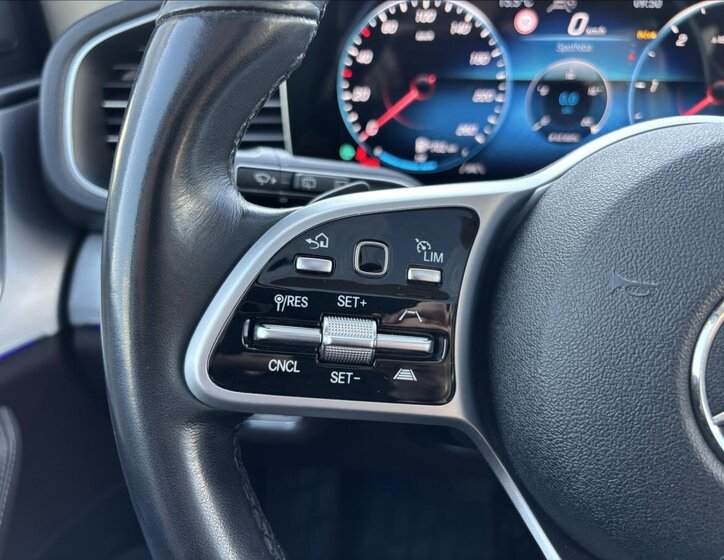 Mercedes-Benz GLE SUV / Terénní 2,0 l 200 kw